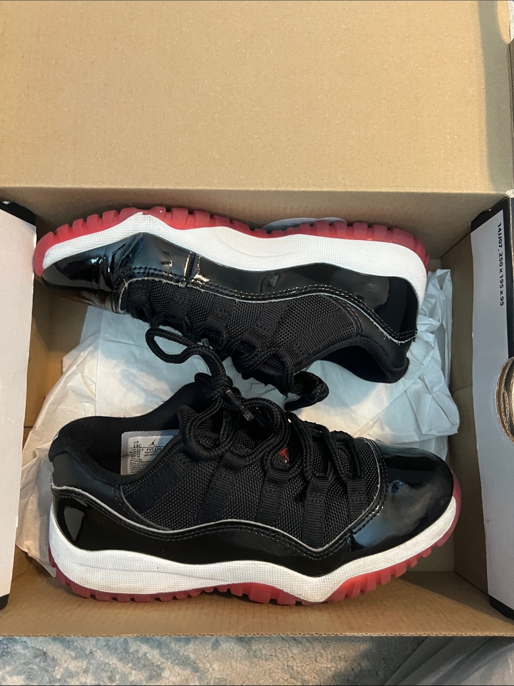 JORDAN 11 RETRO LOW sz 13C kids